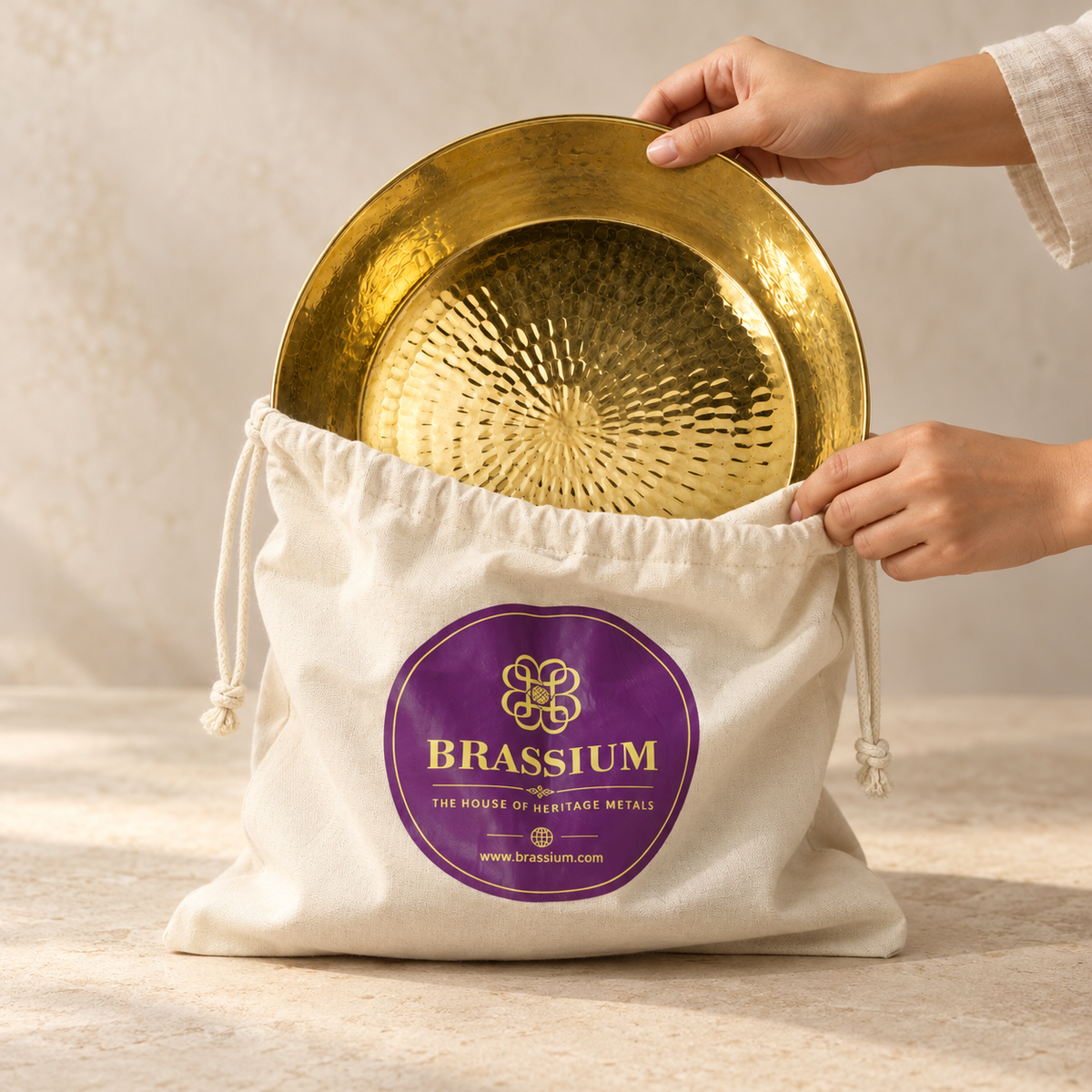 Pure Brass Paraat